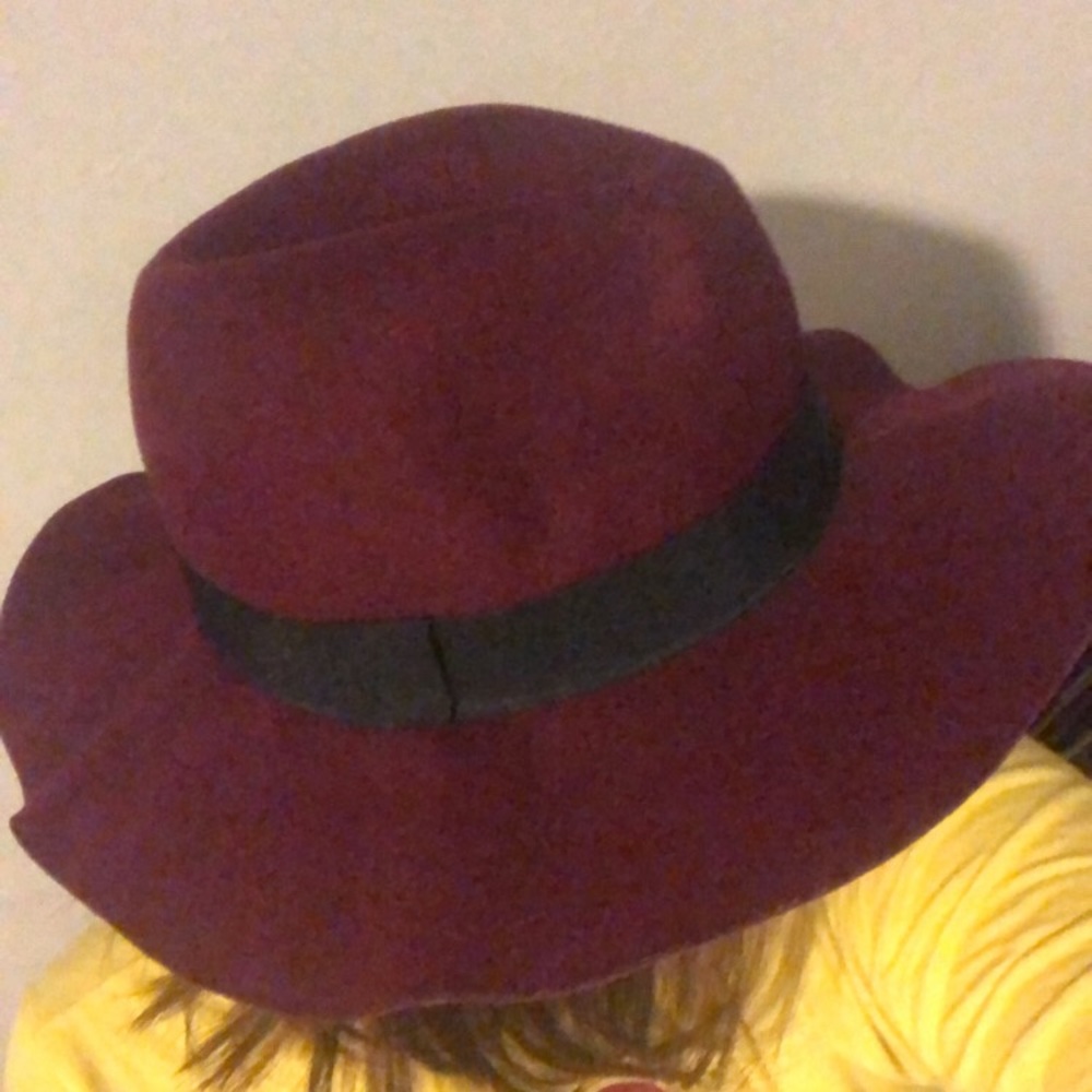 New Burgundy Wool Fedora Hat - Picture 4 of 15